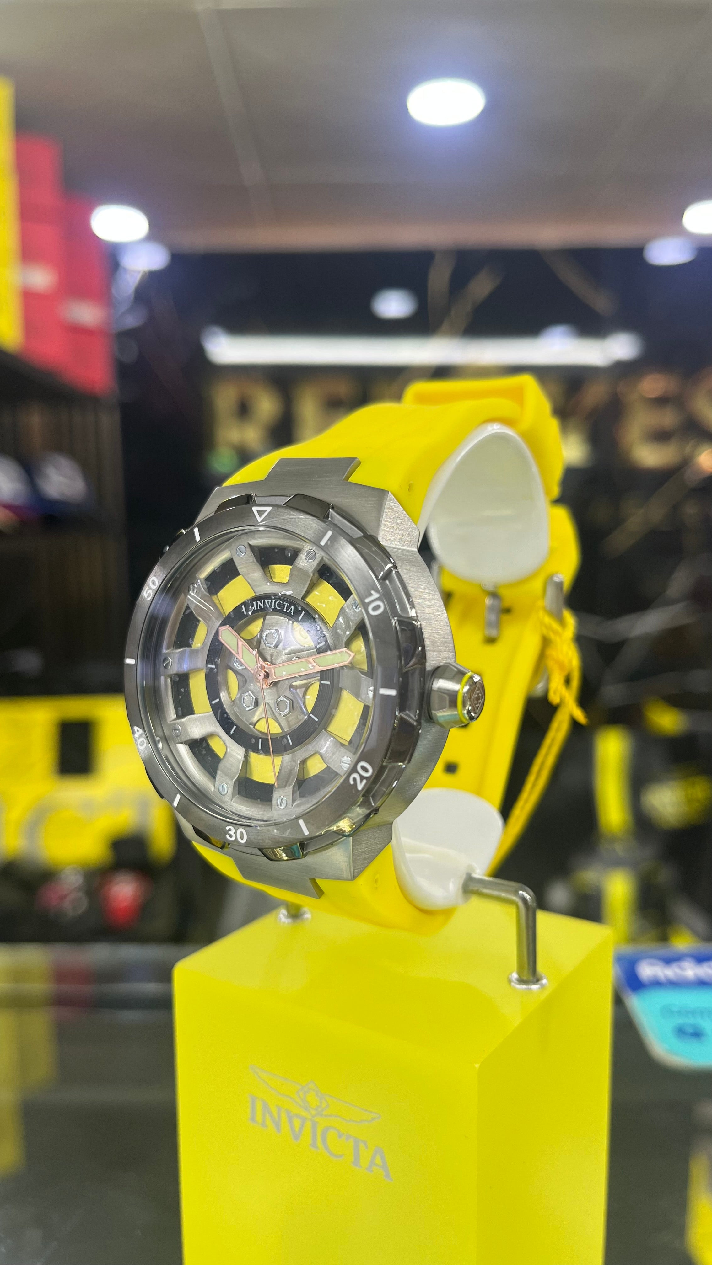 RELOJ INVICTA RACING 49443