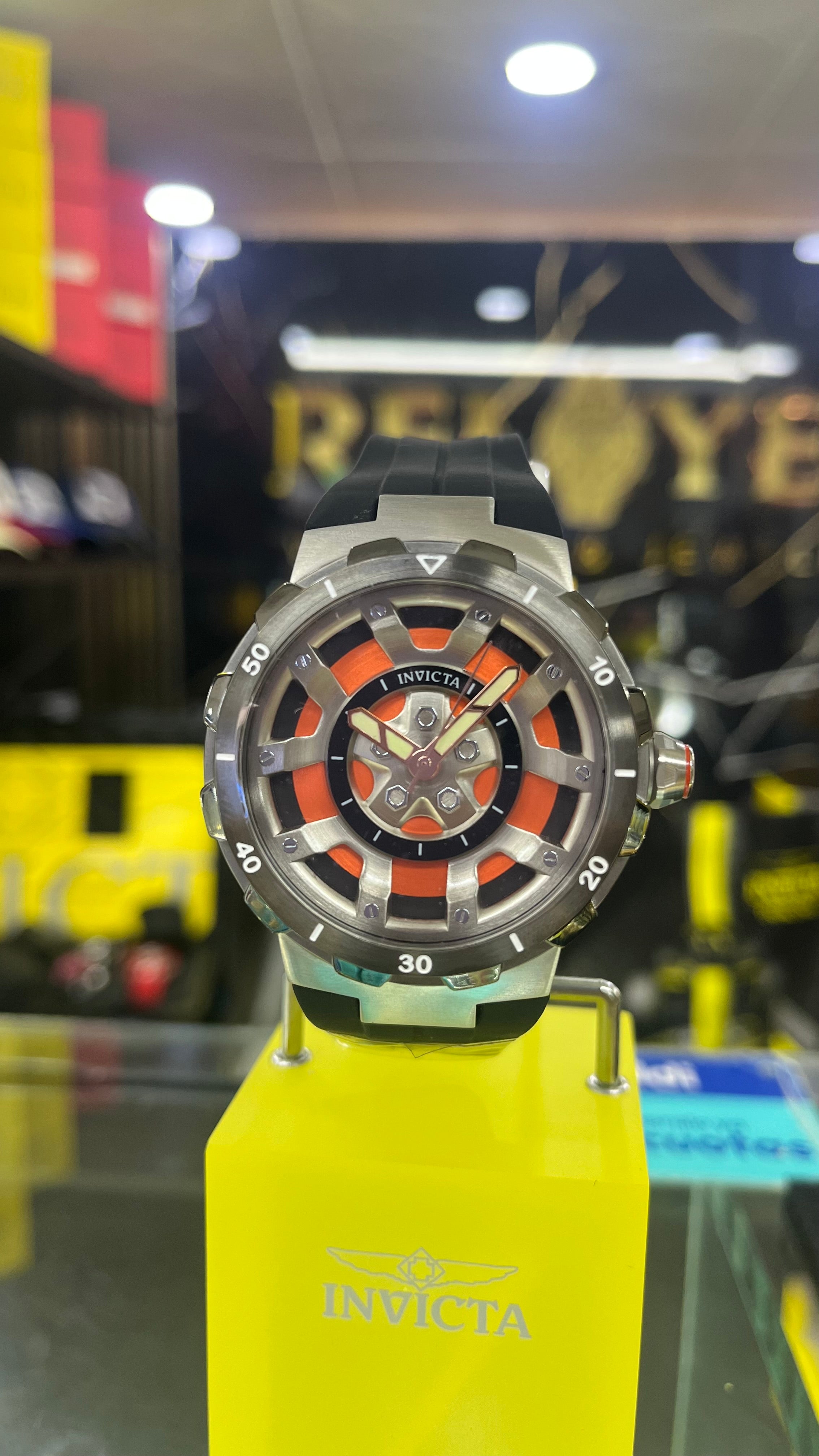 RELOJ DEPORTIVO INVICTA RACING 48874