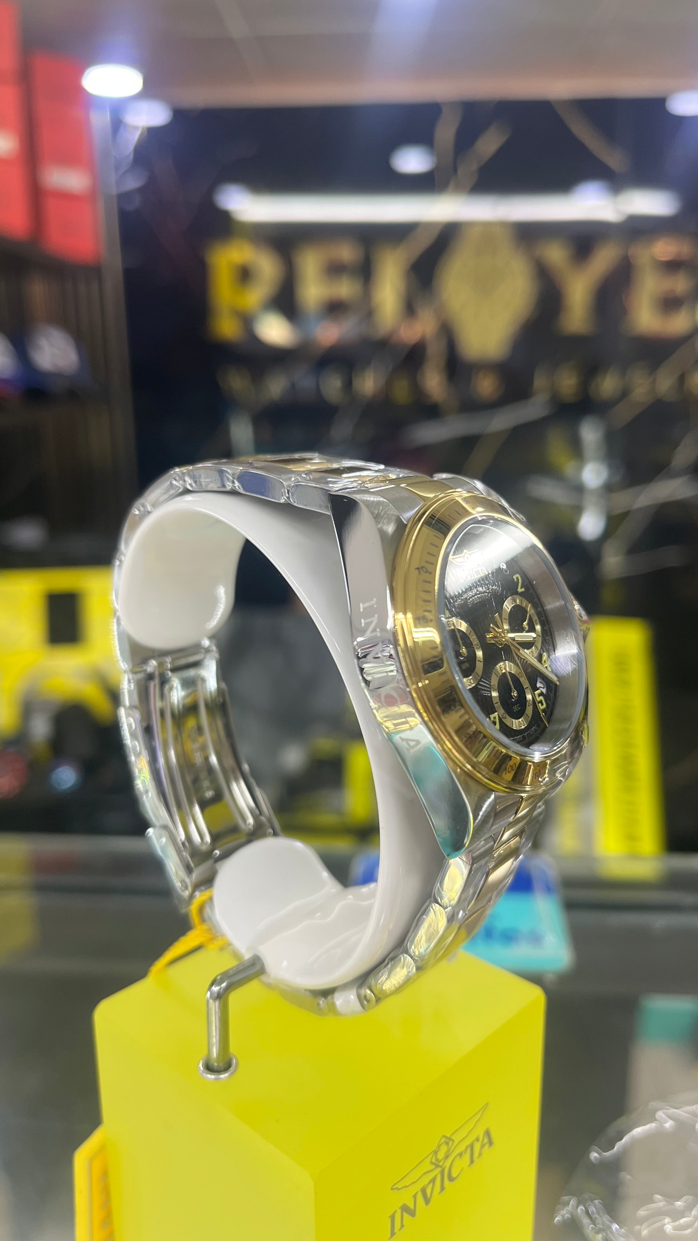 RELOJ INVICTA SPEEDWAY 37172