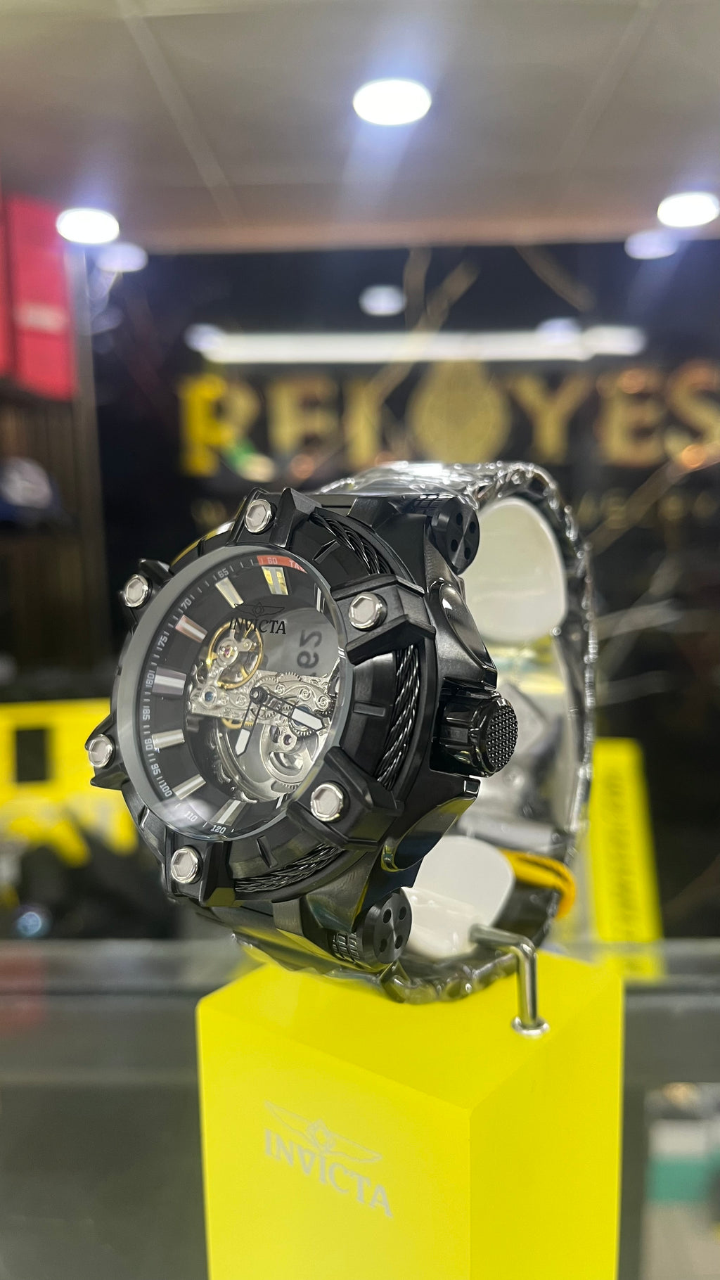 RELOJ AUTOMÁTICO INVICTA 49059
