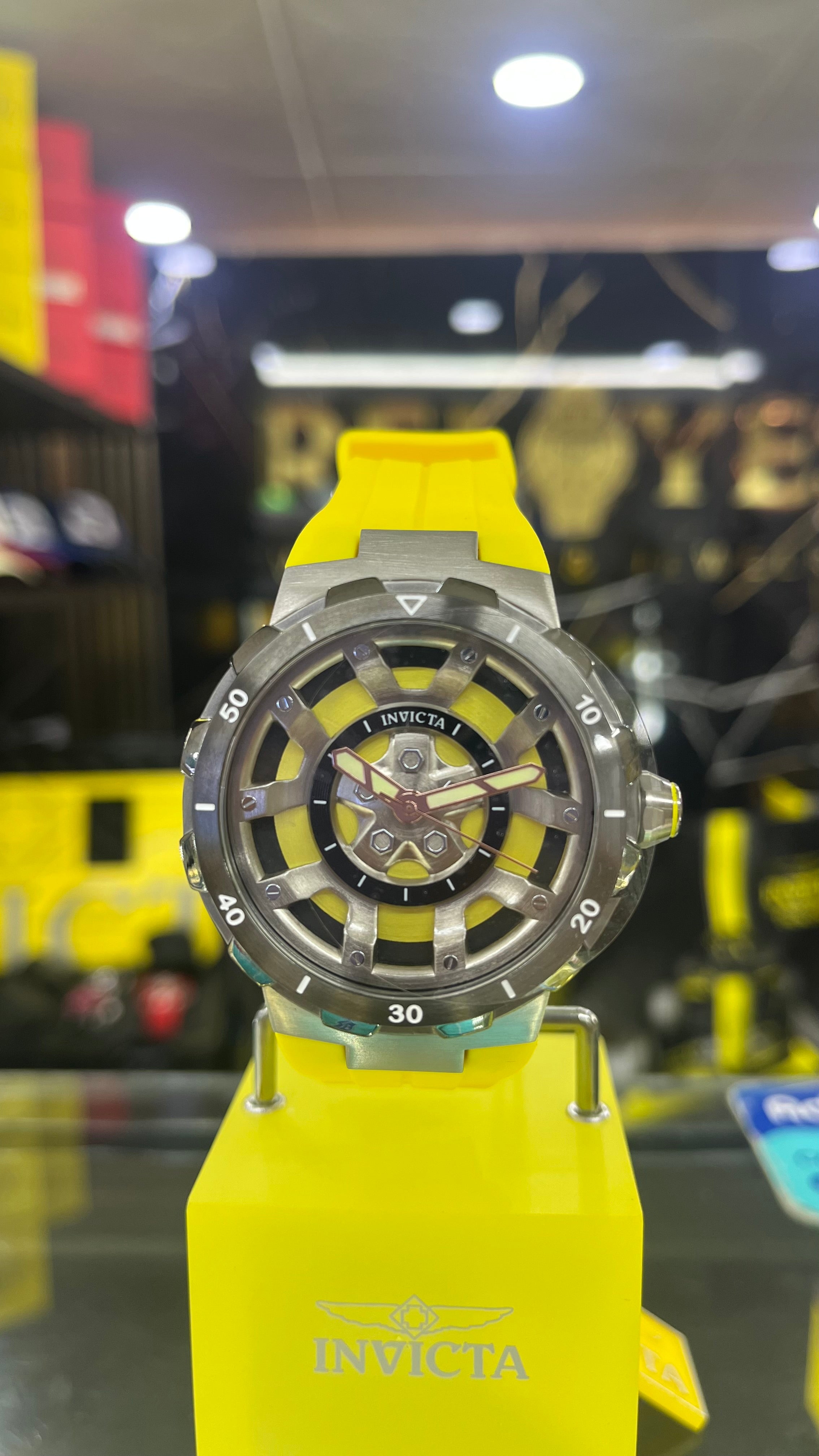 RELOJ INVICTA RACING 49443