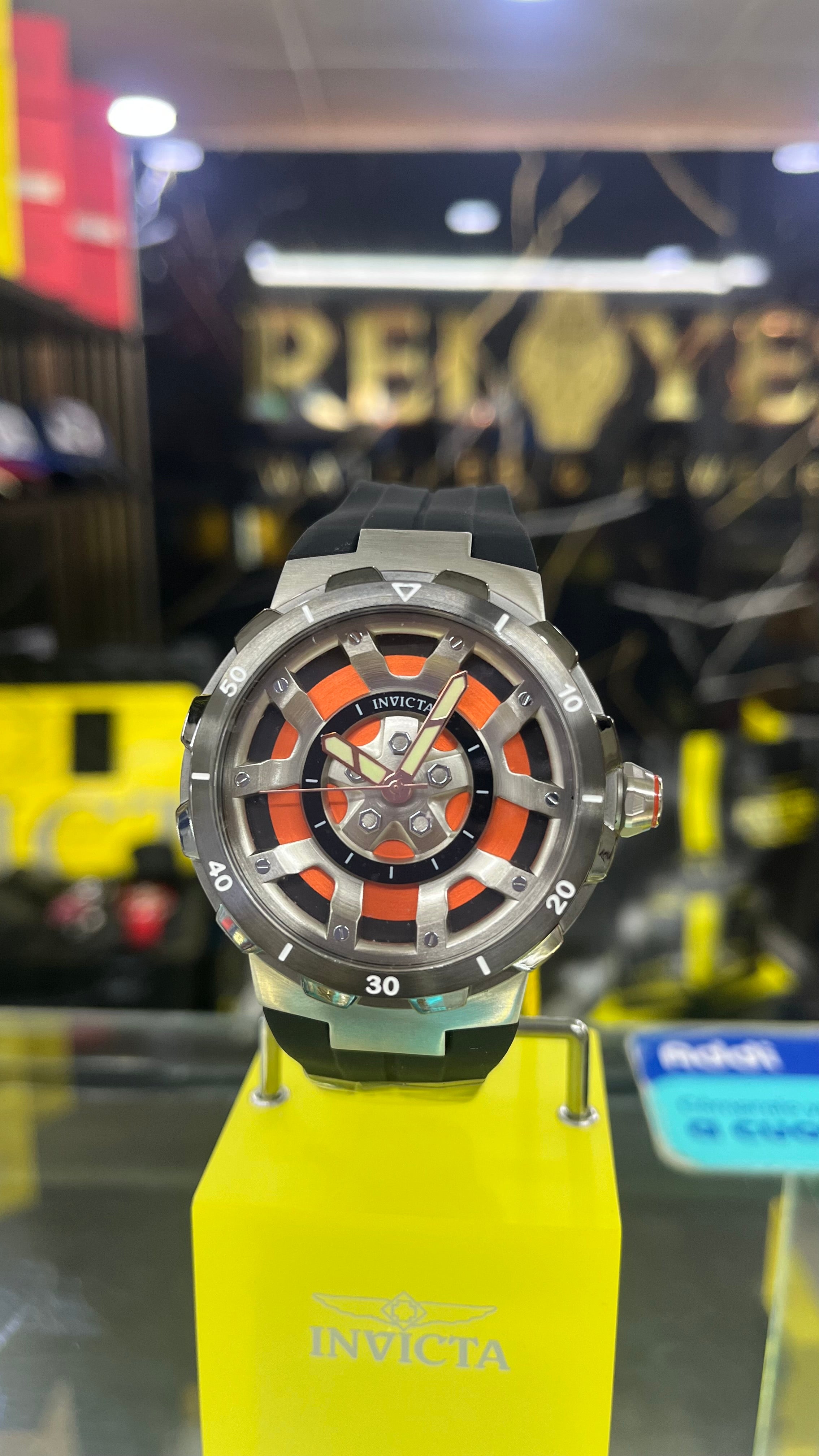 RELOJ INVICTA RACING 49444