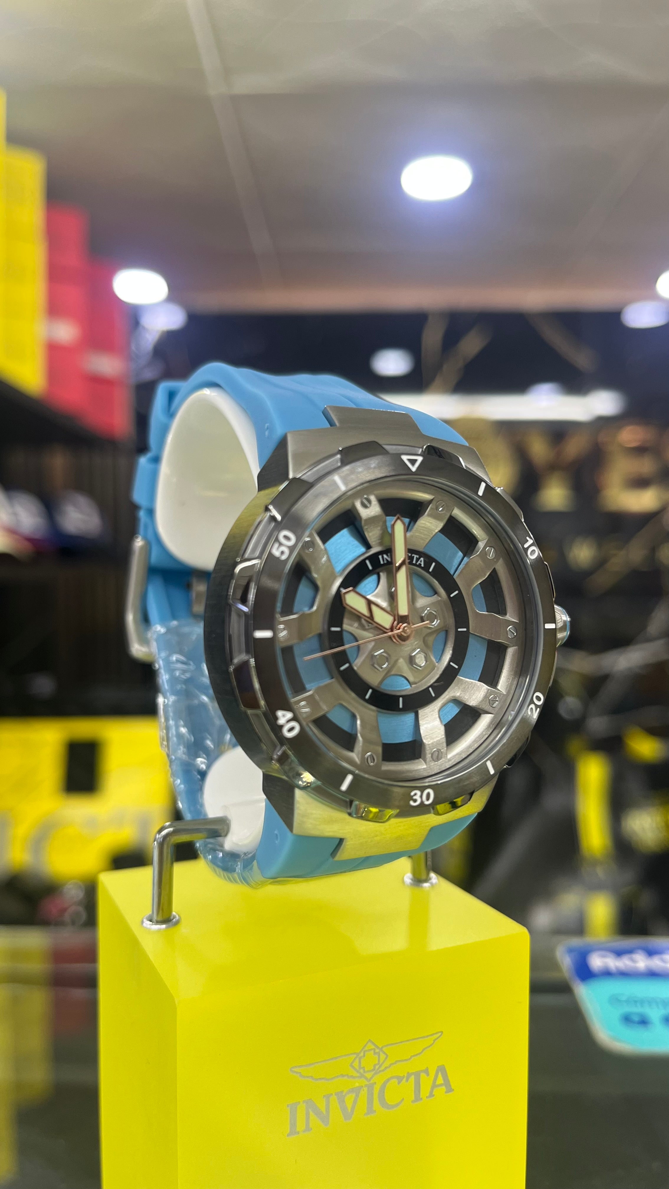 RELOJ INVICTA RACING 49442