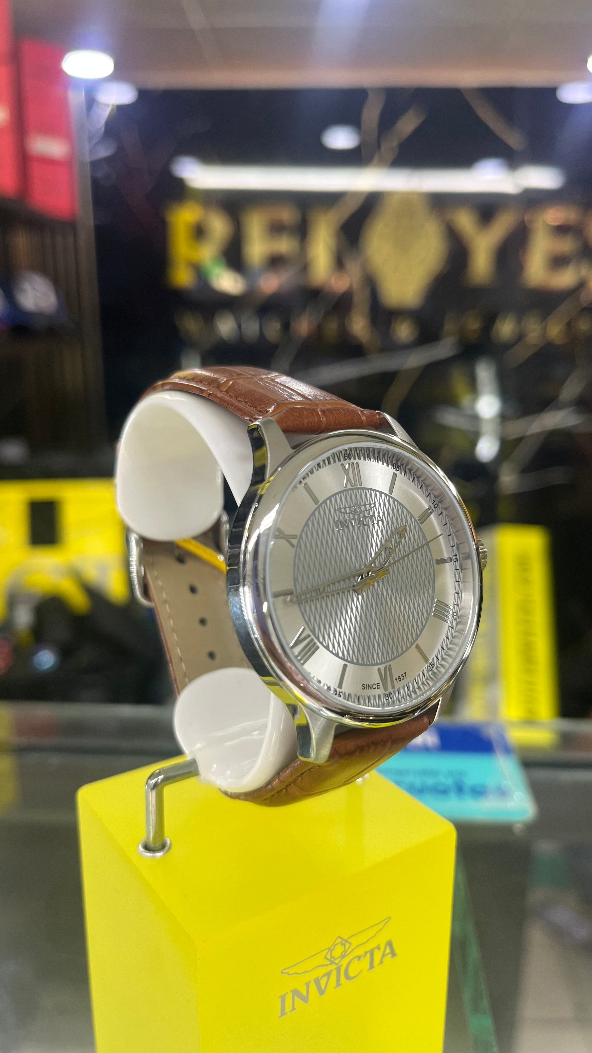 RELOJ INVICTA CELESTIAL CUERO 50466