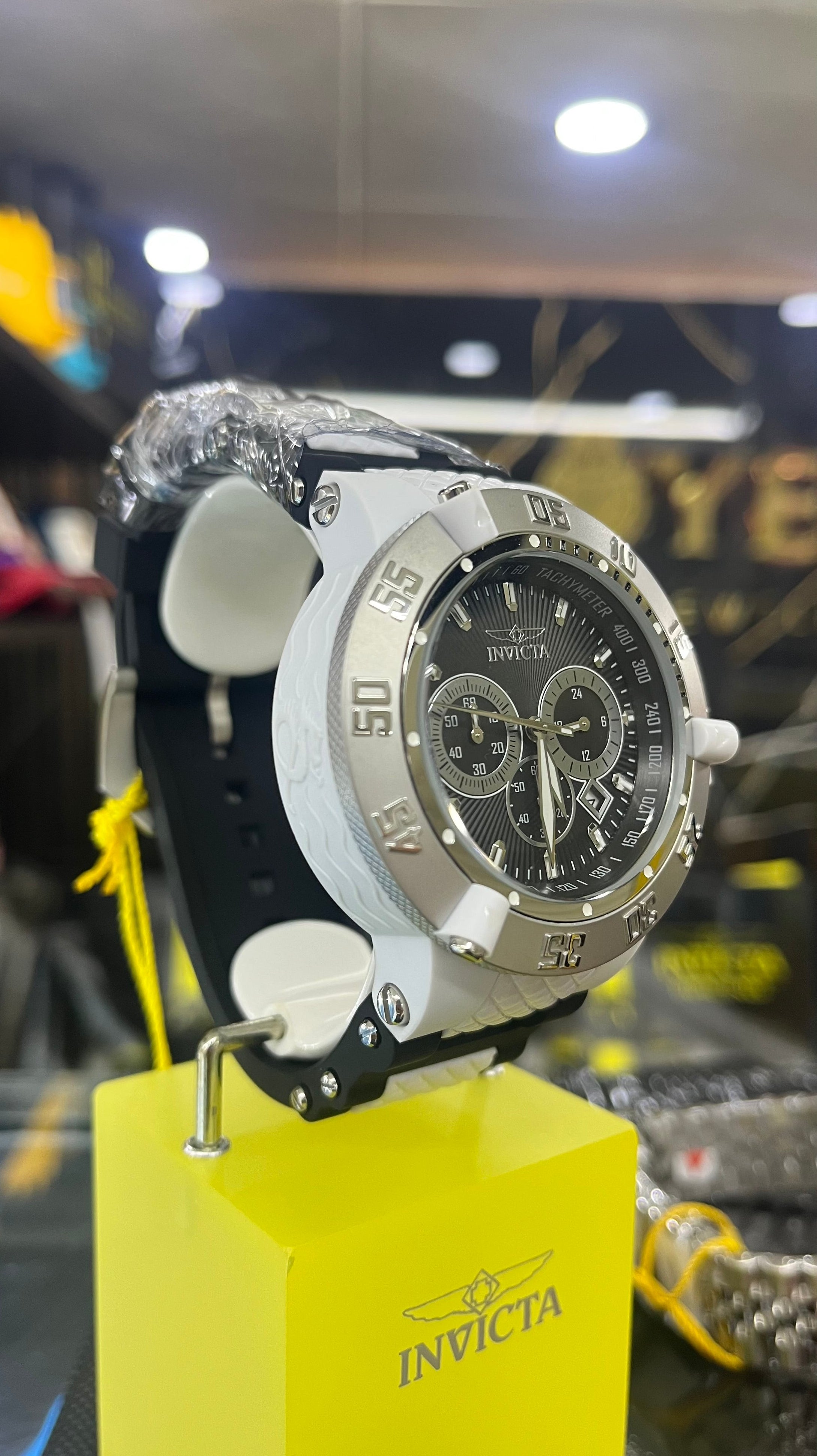 RELOJ DEPORTIVO INVICTA SUBAQUA 38995 ORIGINAL