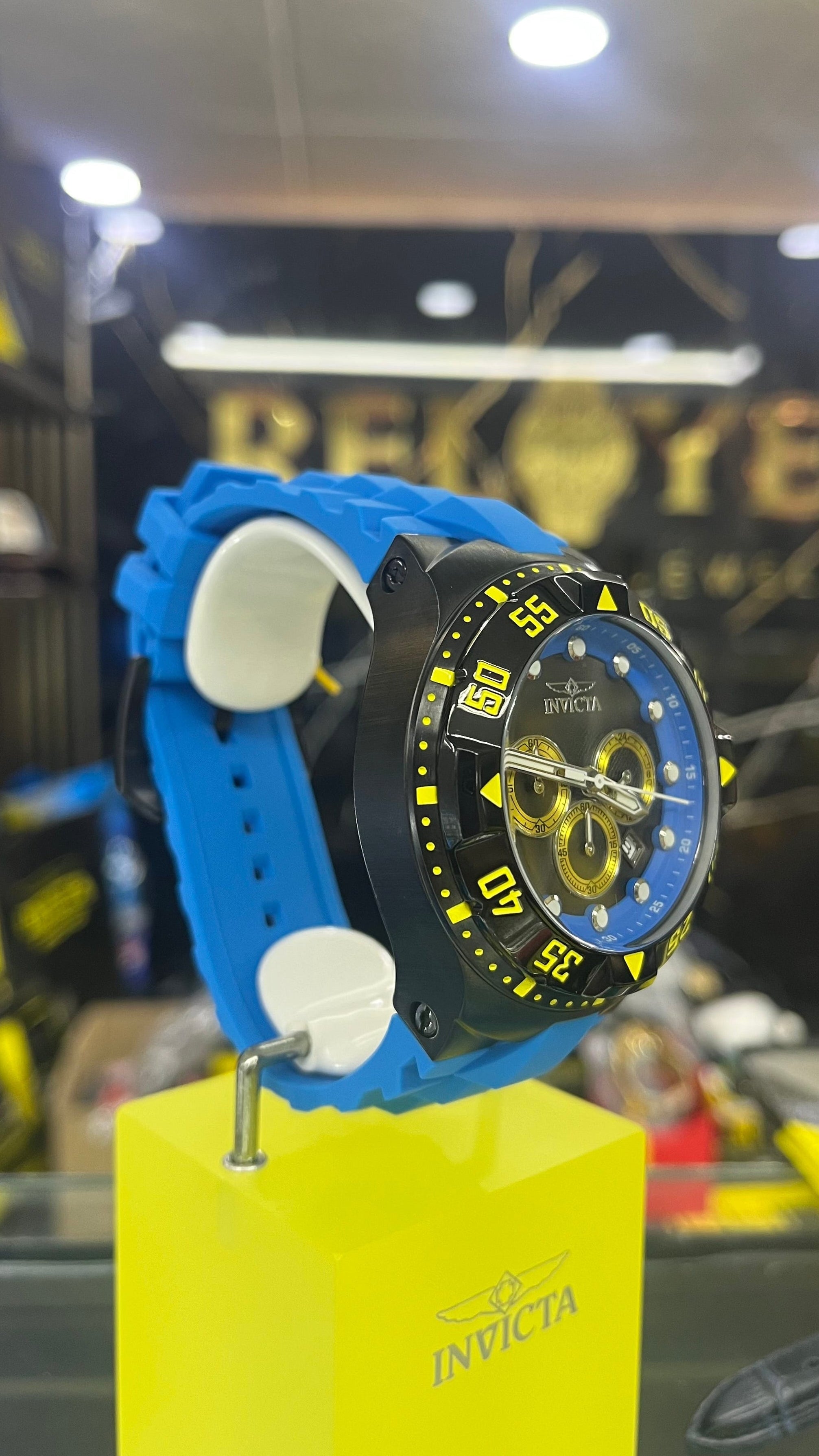 RELOJ DEPORTIVO INVICTA 48538 ORIGINAL