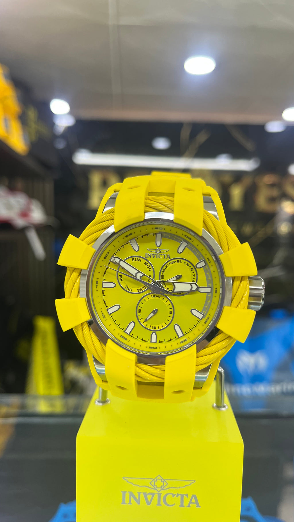 RELOJ DEPORTIVO INVICTA 47835 ORIGINAL