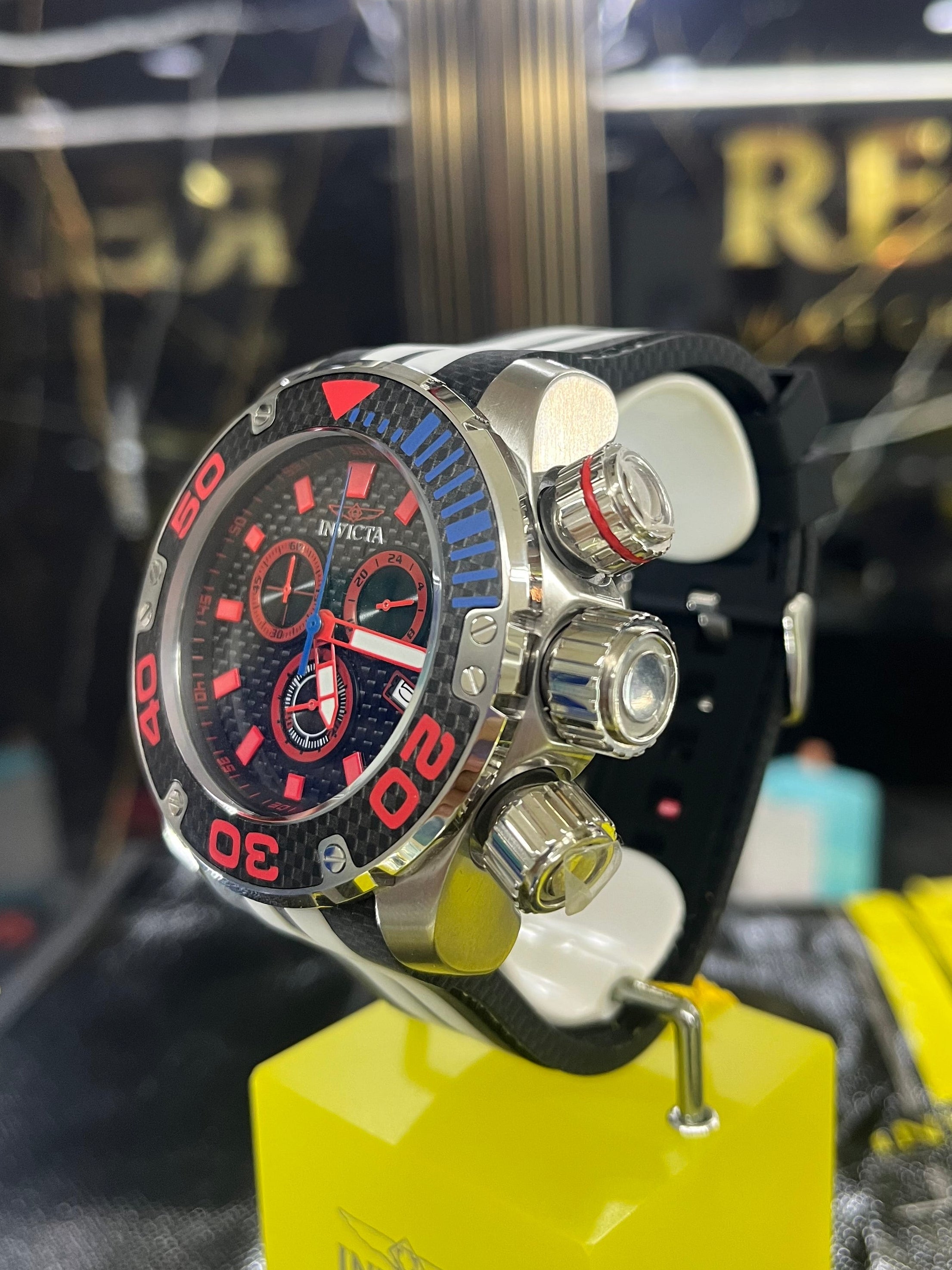 RELOJ DEPORTIVO INVICTA SEA HUNTER 48992 ORIGINAL
