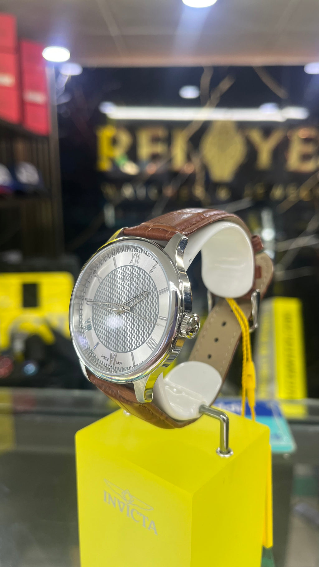 RELOJ INVICTA CELESTIAL CUERO 50466