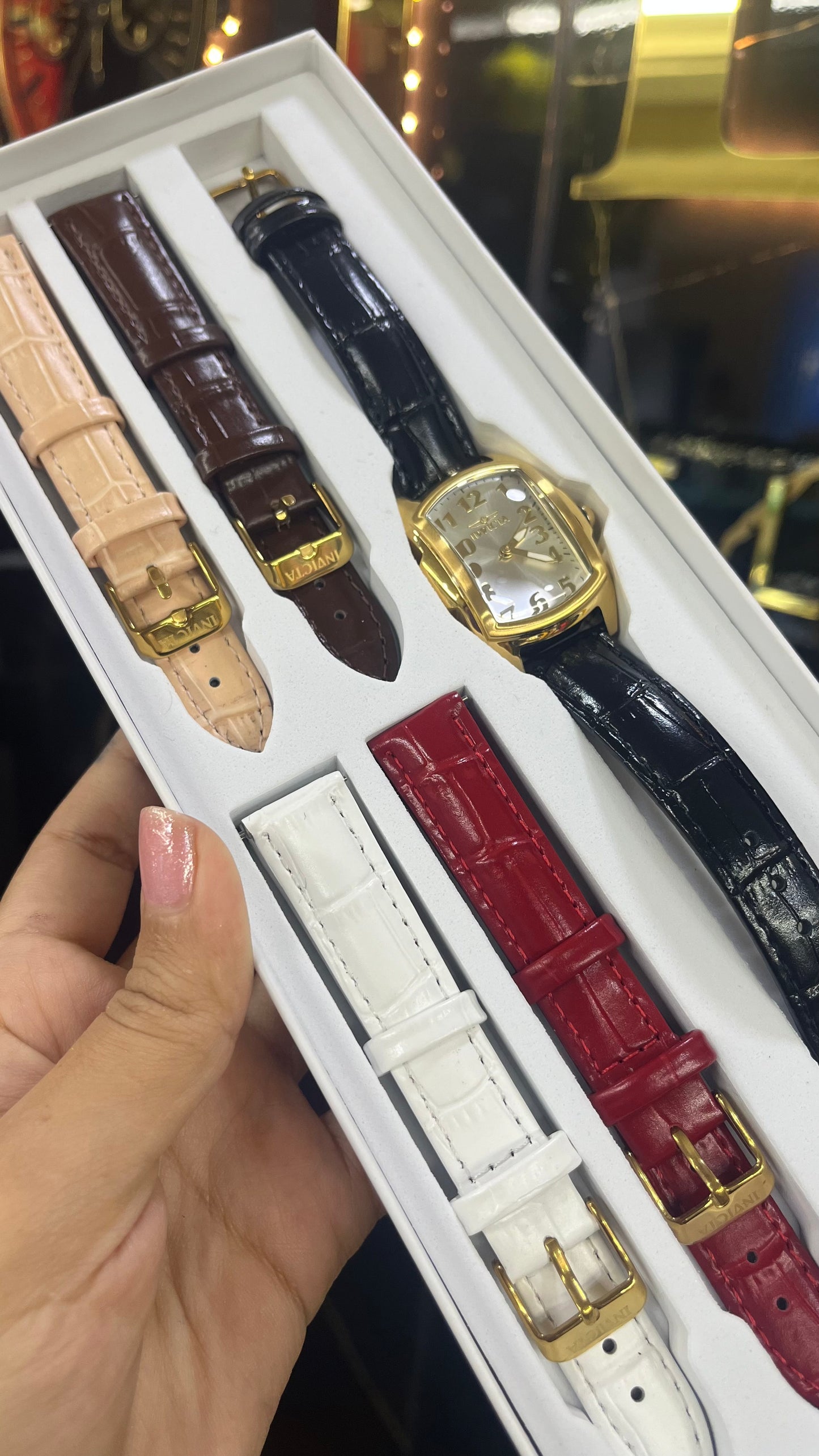 RELOJ INVICTA LUPAH EN CUERO 49816