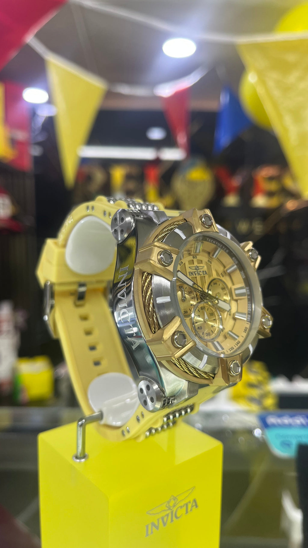 RELOJ DEPORTIVO INVICTA BOLT 49810 ORIGINAL