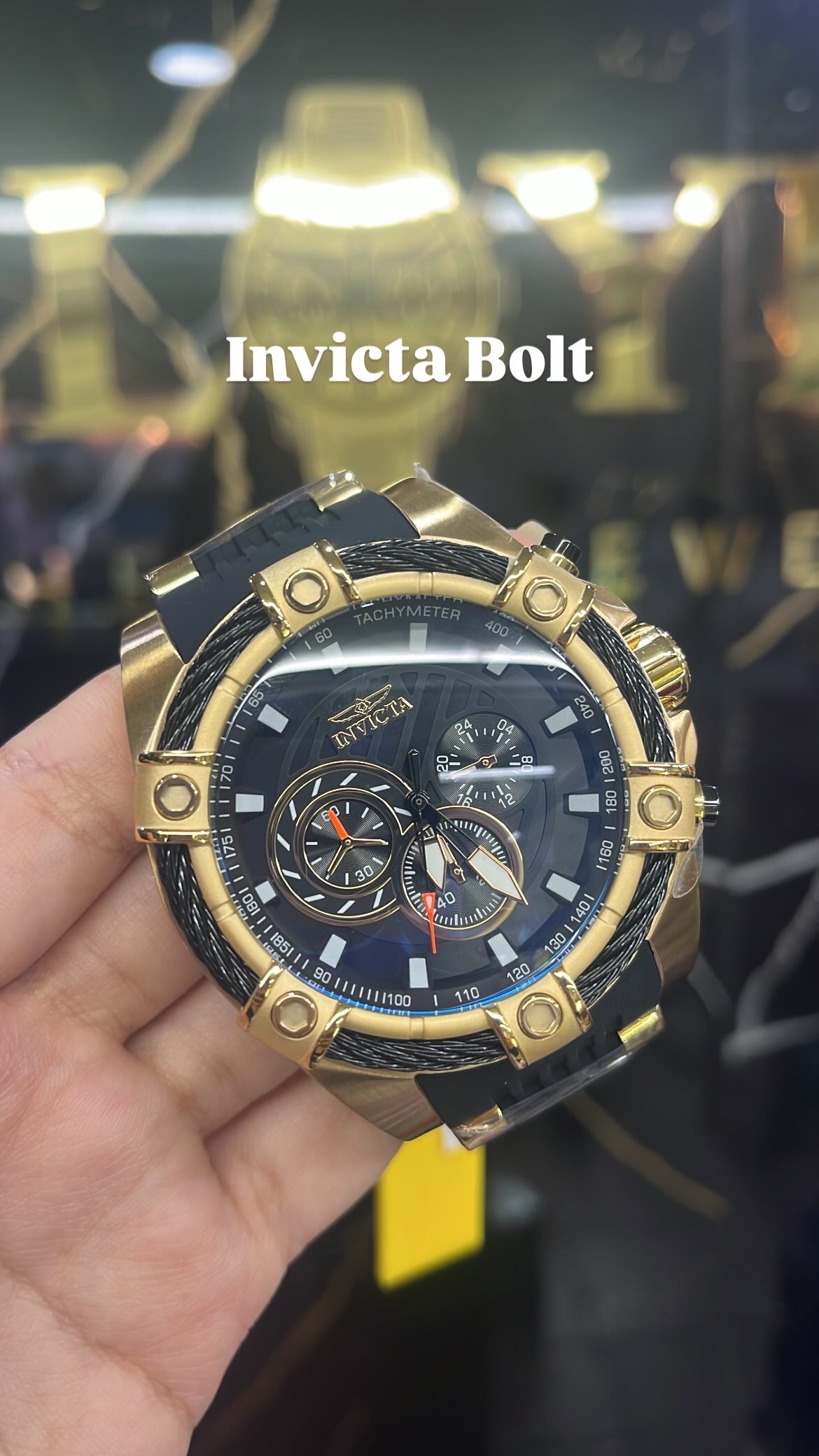 RELOJ DEPORTIVO INVICTA BOLT 26818